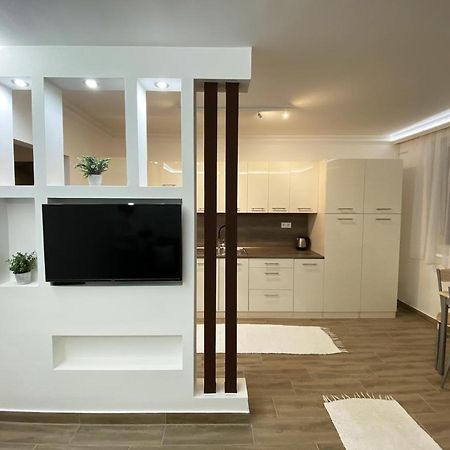 Andrea Apartmanok 2 Hajduszoboszlo Ngoại thất bức ảnh