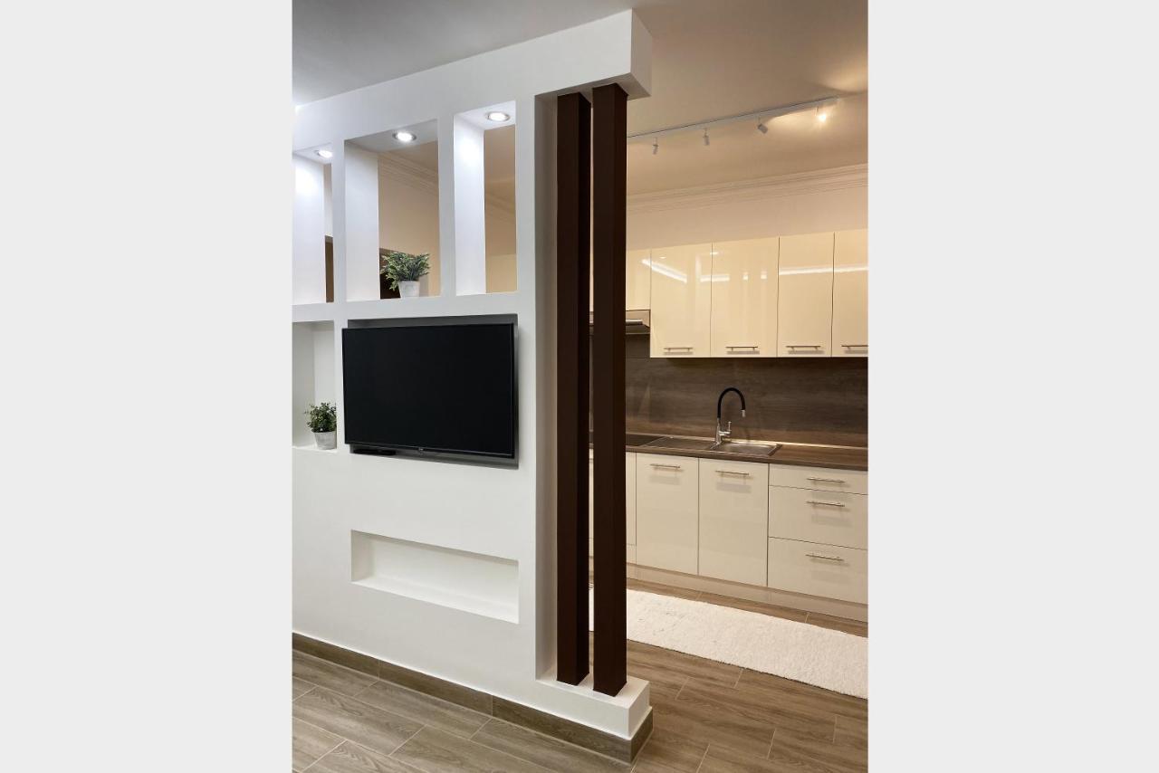 Andrea Apartmanok 2 Hajduszoboszlo Ngoại thất bức ảnh